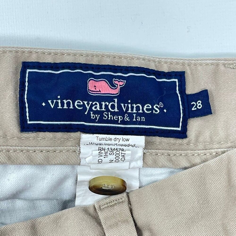 Vineyard Vines Khaki 9” Mermaid Embroidered Breaker Shorts Men Big Boys Size 28 - Picture 11 of 12